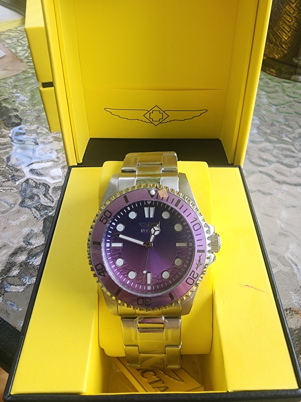 Invicta Men’s Pro Diver 43 Mm  Purple Dial Stainless Steel Dive Watch
